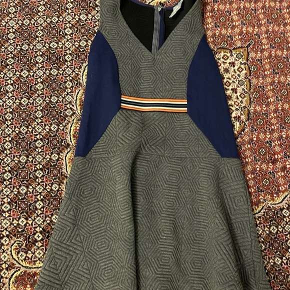 Maeve Ludlow A-line quilted pinafore dress. - Picture 4 of 4